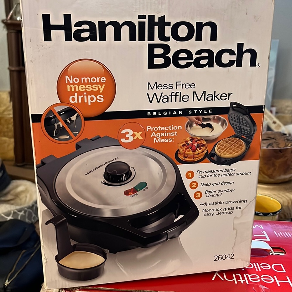 Hamilton Beach waffle maker